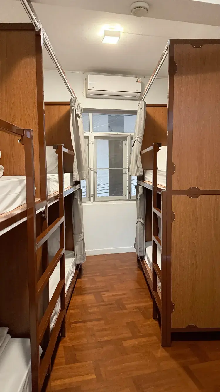 เตียงในห้องพักรวมหญิง 6 เตียง (เฉพาะผู้หญิงเท่านั้น)