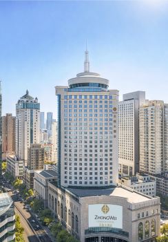 Kunming Zhongwei Tianheng Grand Hotel (Kunming Old Street Nanping Pedestrian Street)