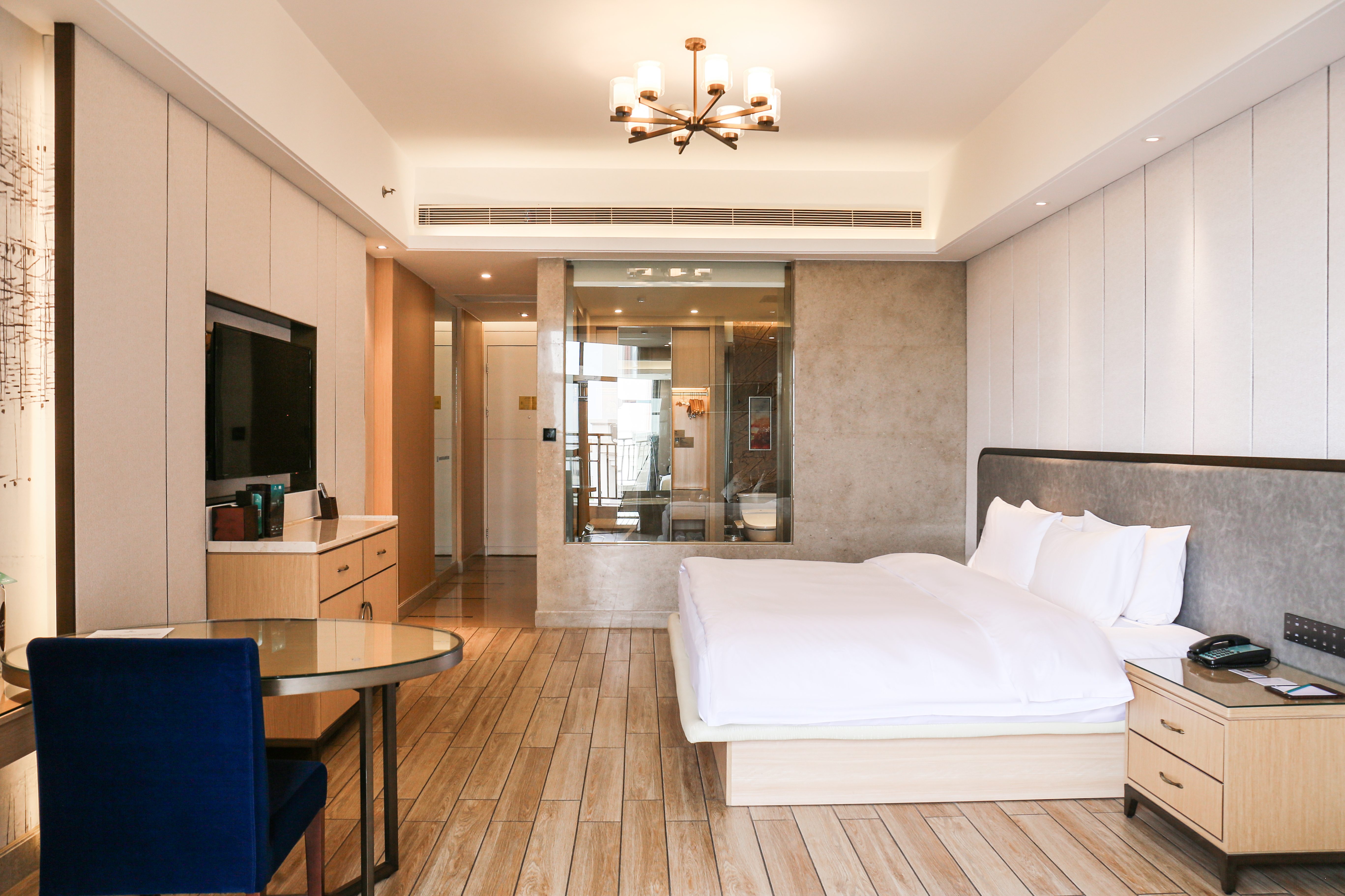 豪华园景露台大床房（D区）