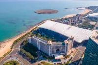 LANDWISE SEAVIEW HOTEL(International Convention and Exhibition Center Store） Hotels in 