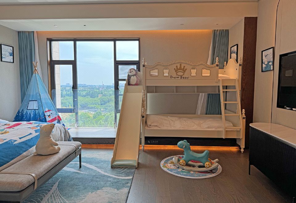 豪华亲子三床房（带上下铺）