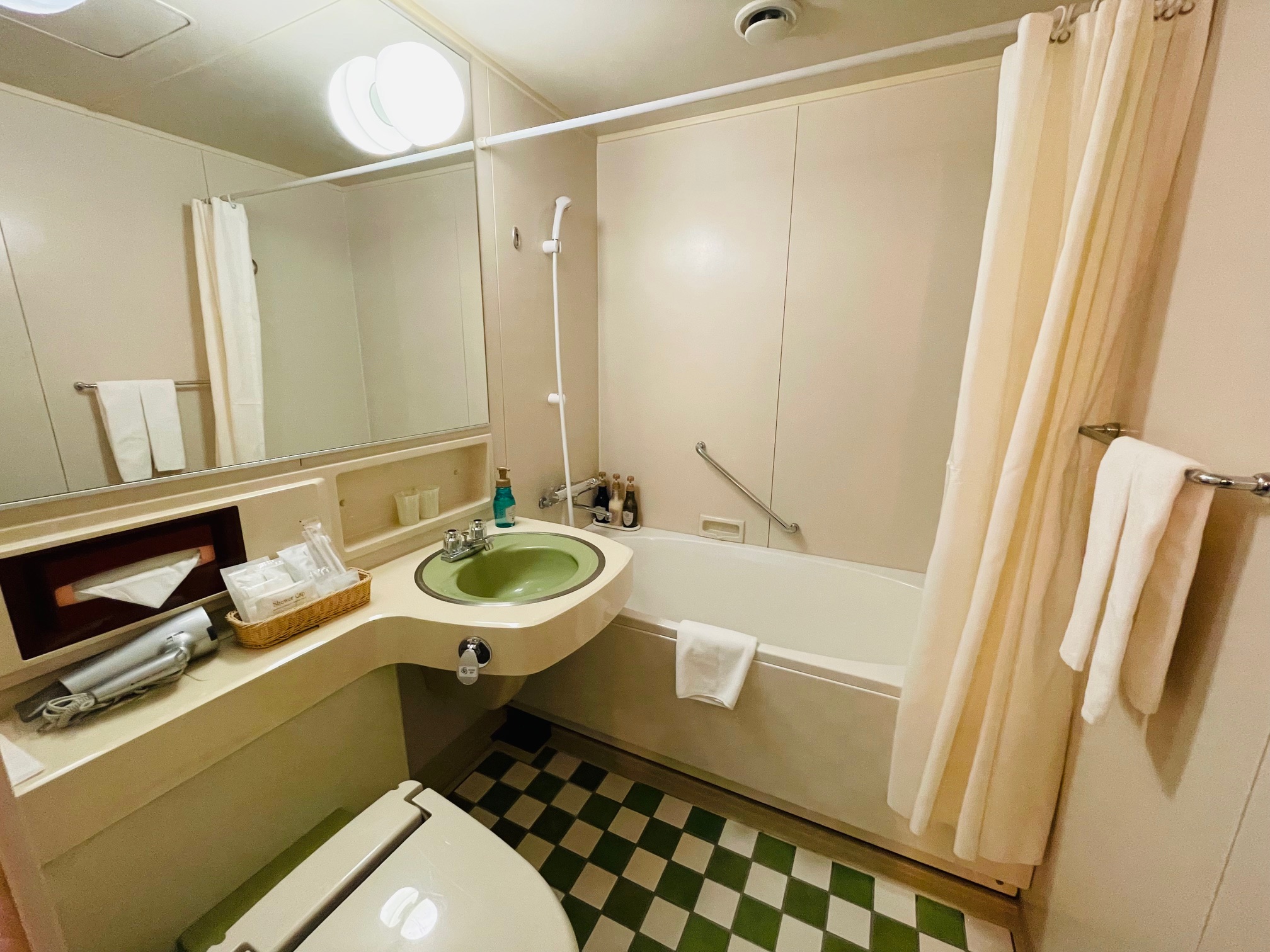 中等双人床房-可吸烟