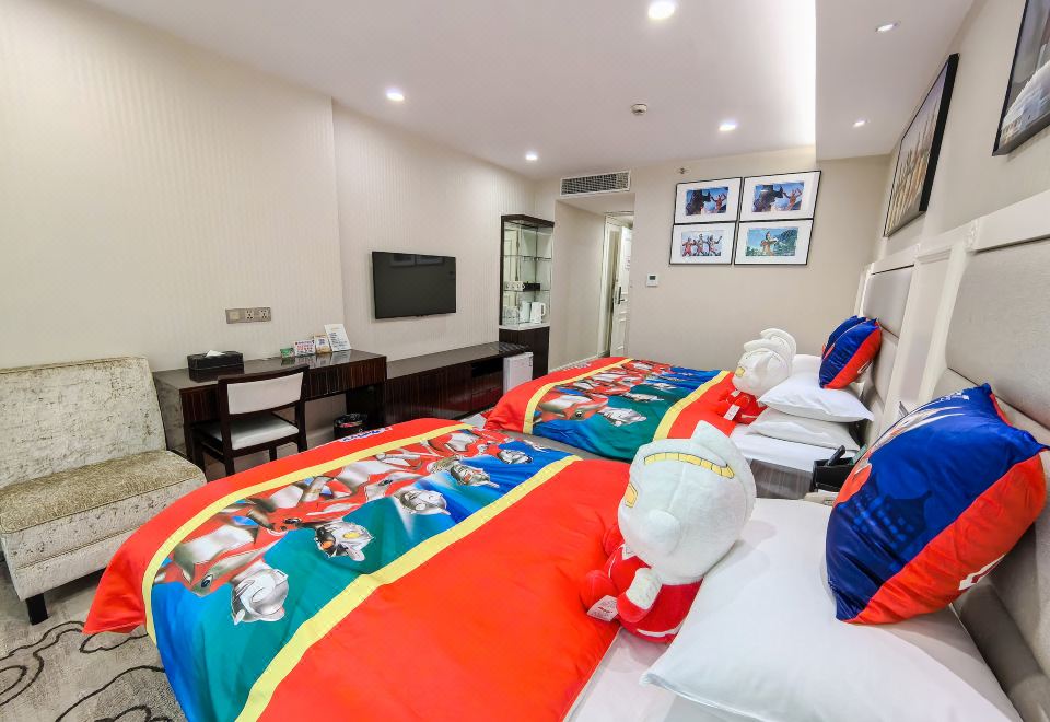 Shanghai Yiqinyuan ResortUltraman Theme Family Room