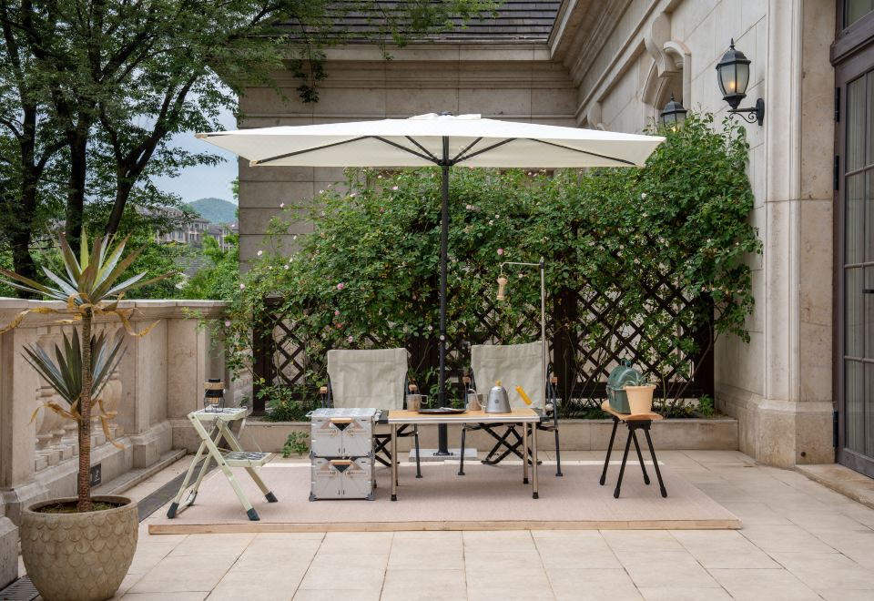 野奢主题房露营大床房