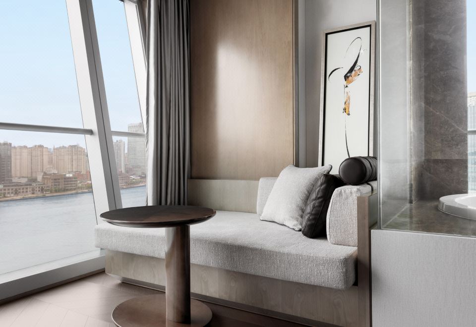 浦悦江景睿选豪华大床房