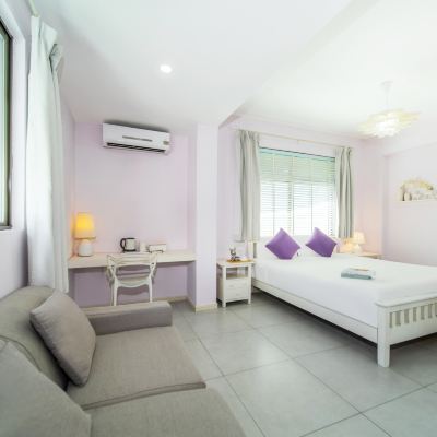 温馨舒適房 哪裡那裡海岸精品客棧（三亞大東海店）優惠