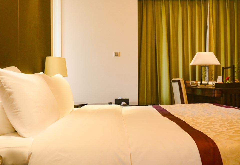 环球豪华家庭房