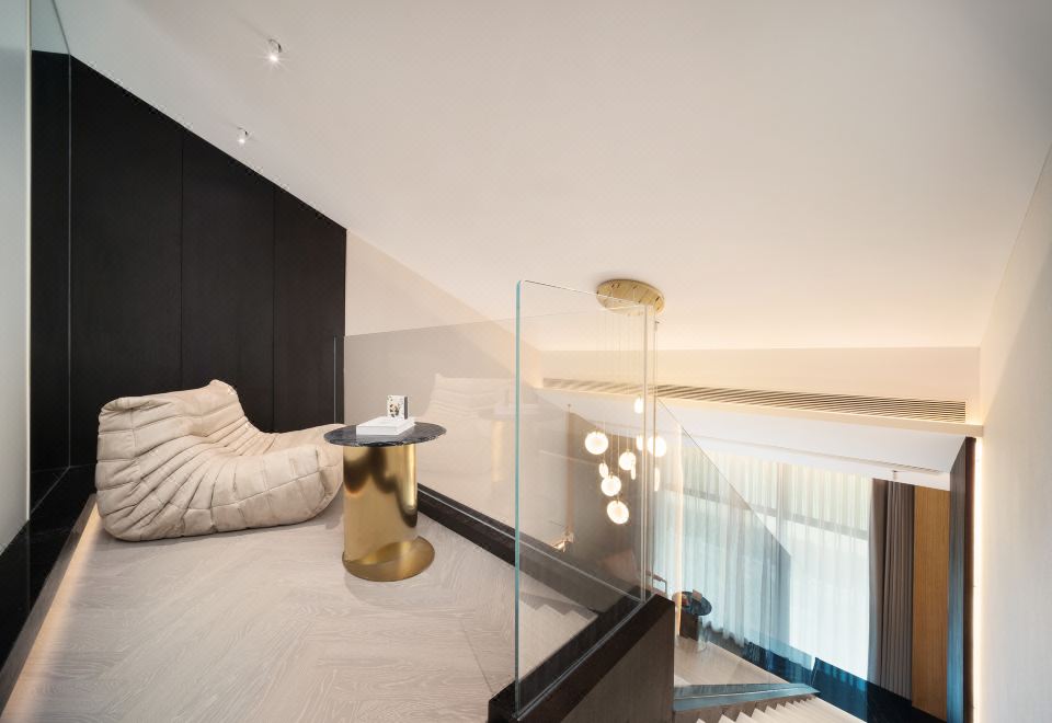 Loft Suite