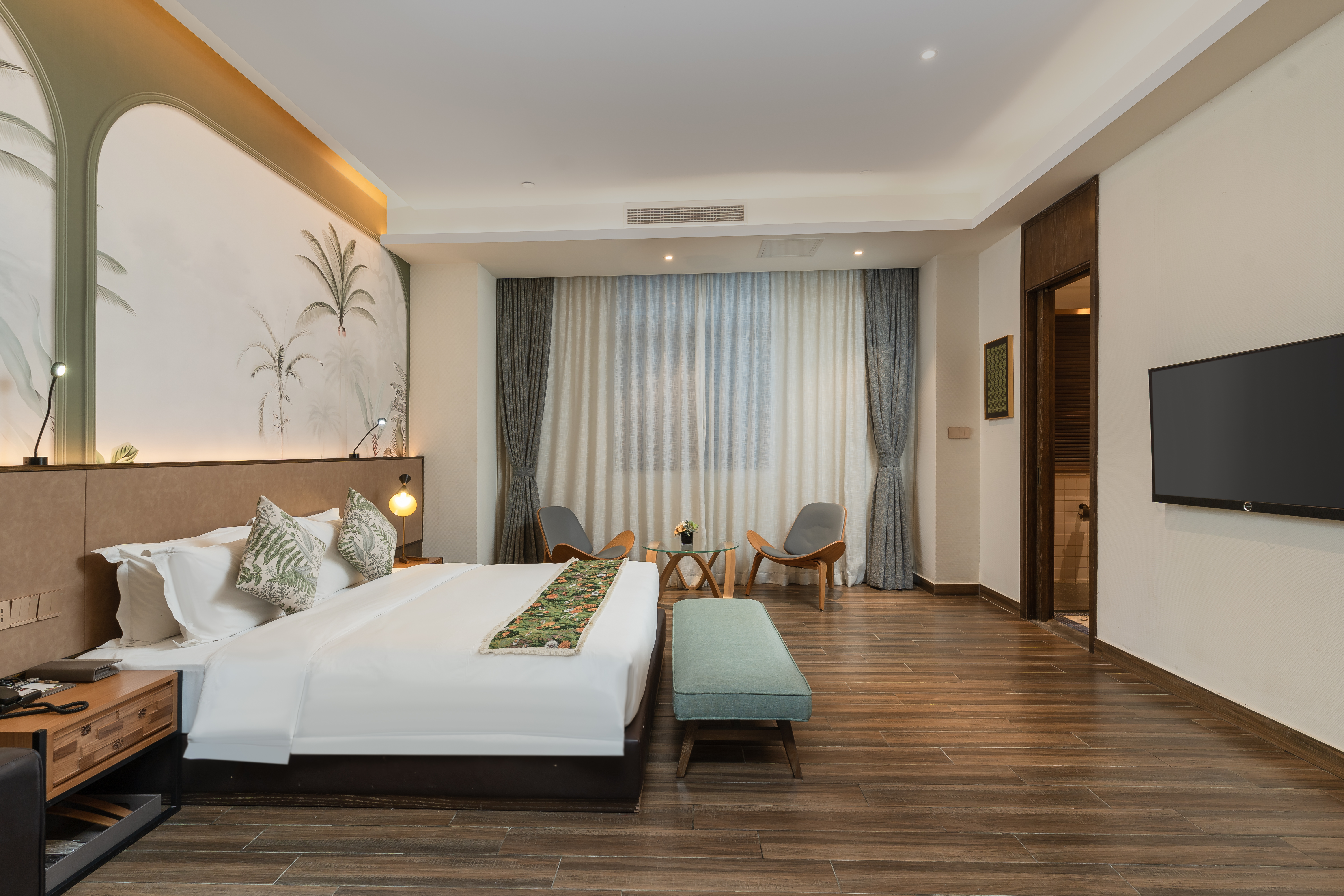 Overseas Chinese Town Nanyang Inn (Gankeng Ancient Town Shop)Lvbin · Cozy Executive Twin Suite (Spacious Area + Bathtub + Nanyang Charm)