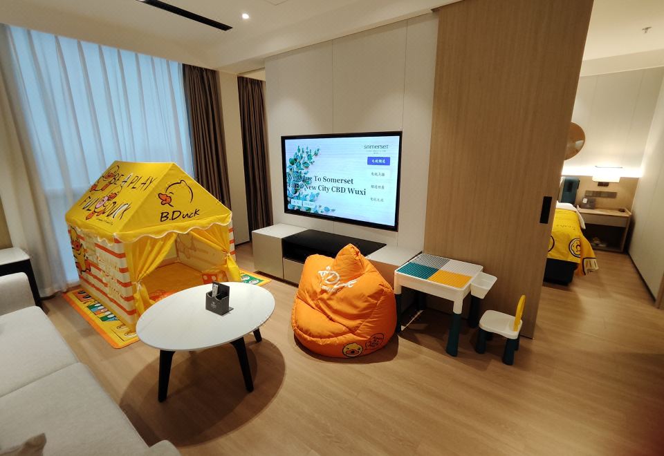 B.Duck-小黃鴨主題親子套房