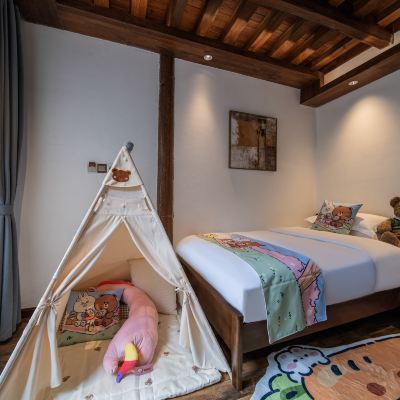 庭院景觀親子套房 璞石雪山度假飯店（日照金山屋頂觀景店）優惠