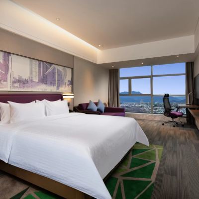 豪華山景大床房 成都都江堰希爾頓歡朋飯店優惠