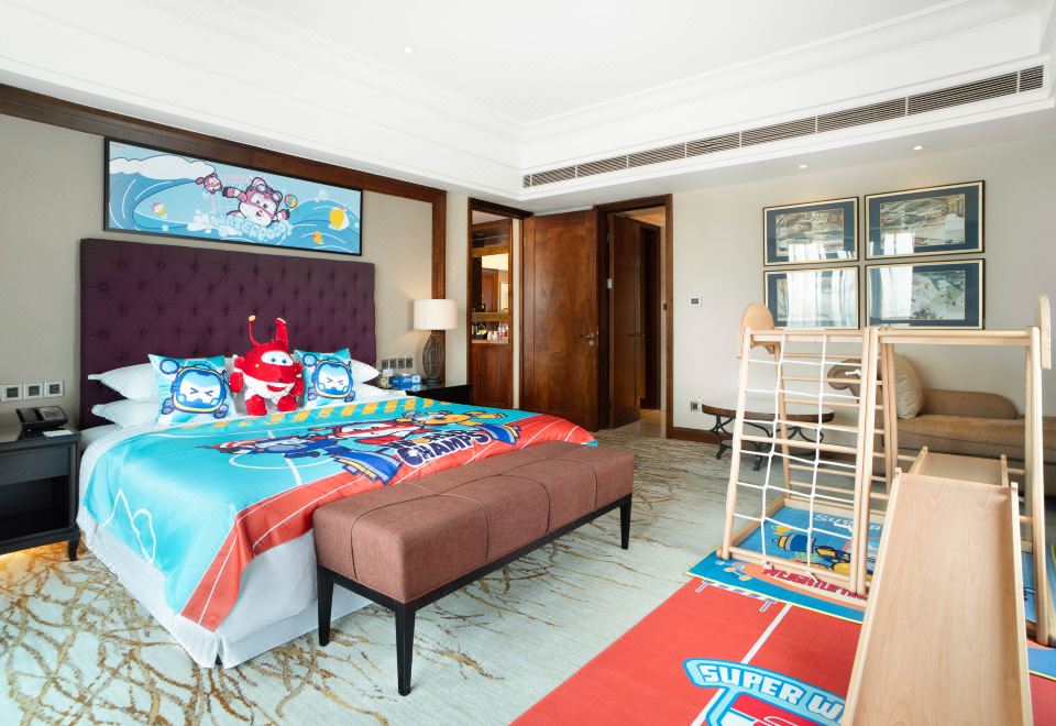 超级飞侠运动亲子单间大床套房