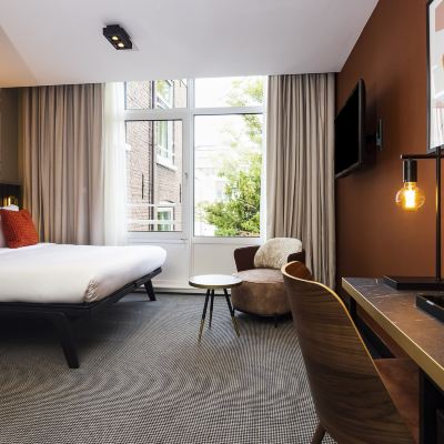 Superior Double Room Huygens Place Promo Code