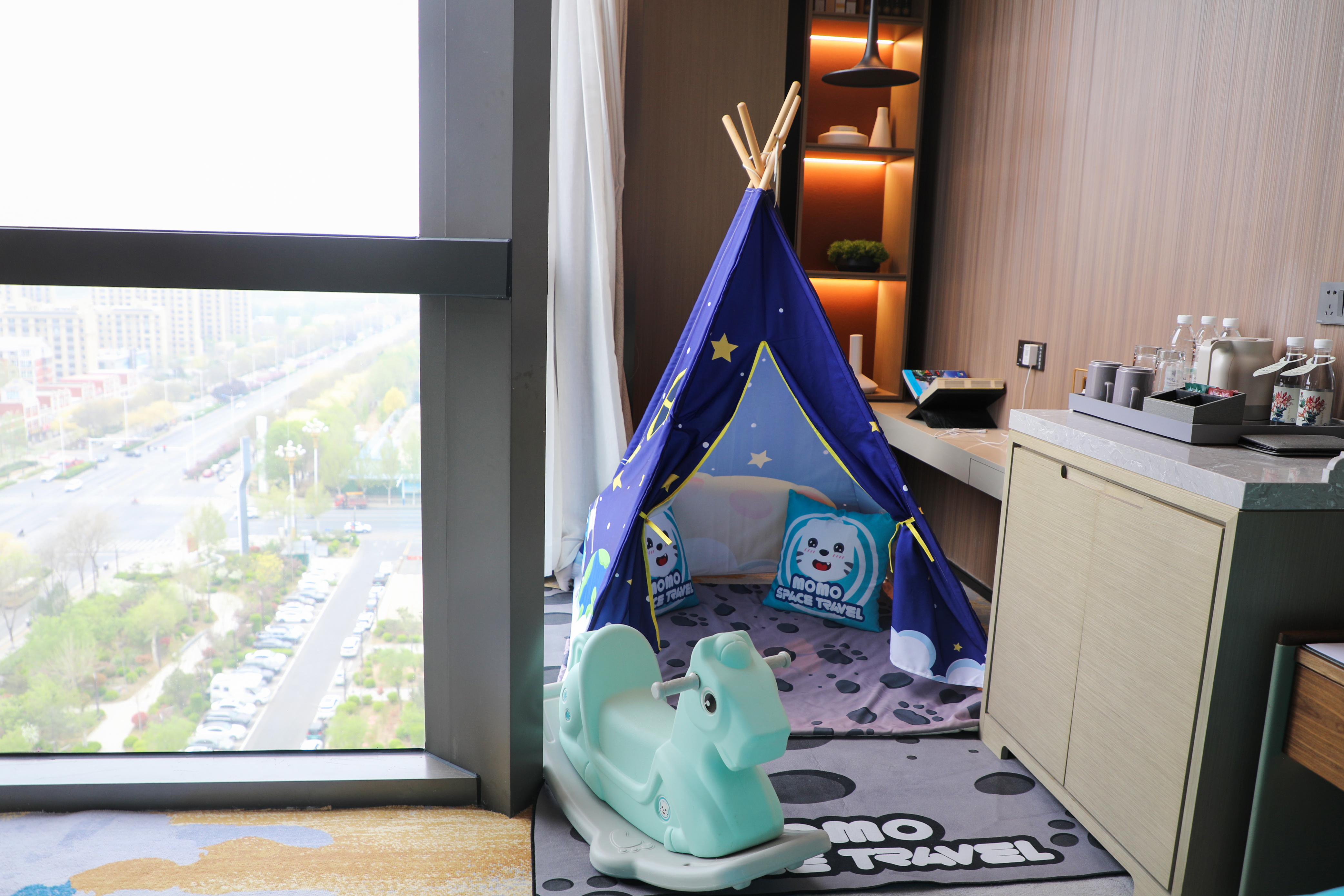 亲子房 （Momo主题+小童乐园）