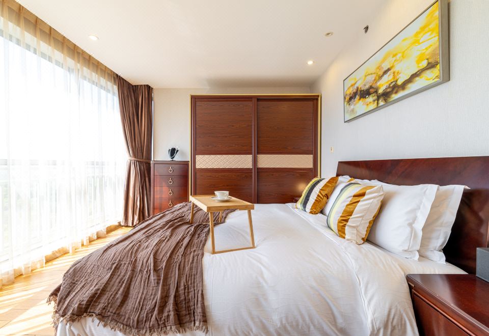 標準二室套房（洗烘一體機+衞洗麗+浴缸）