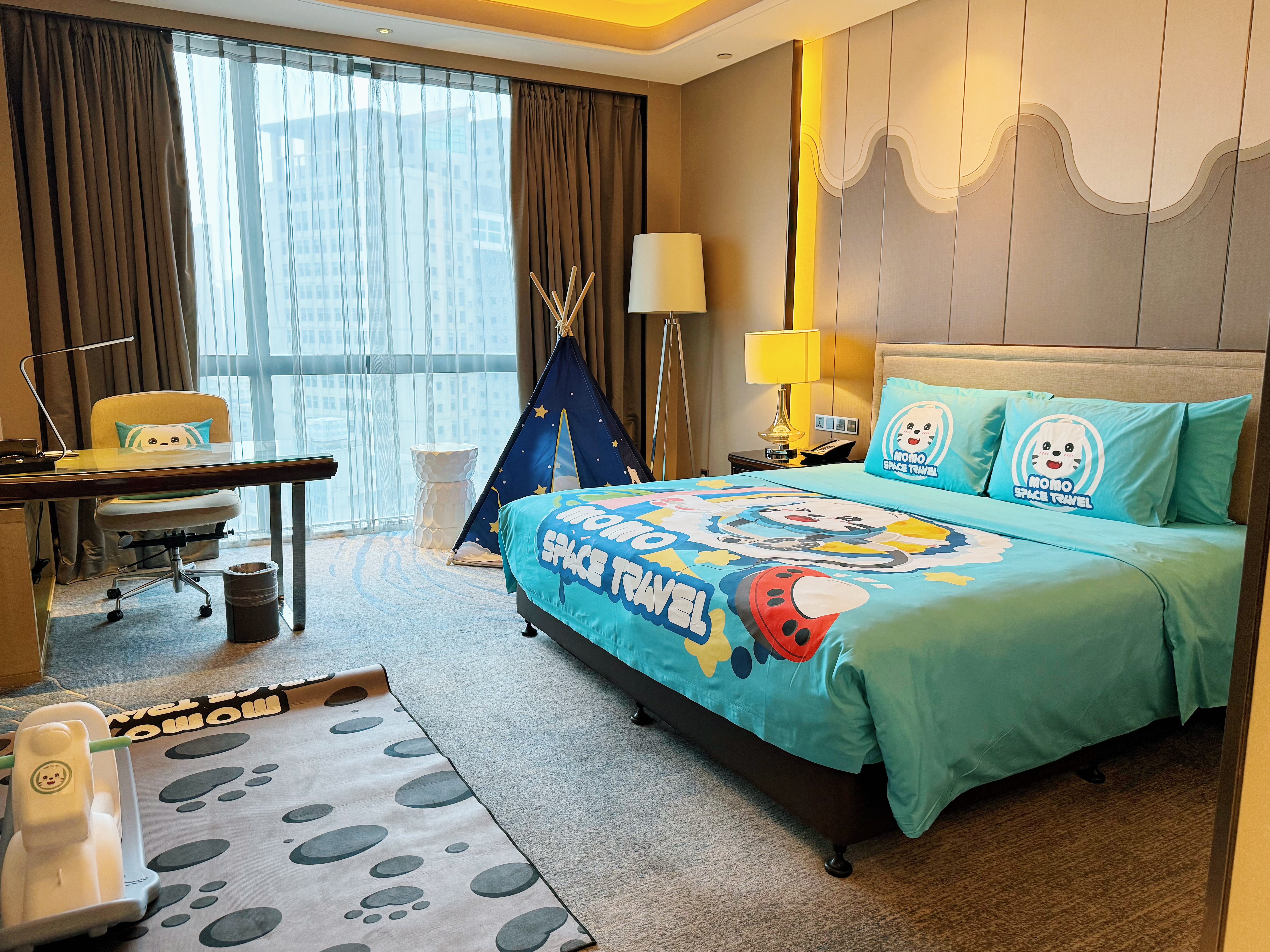 MOMO亲子主题大床房（乾湿分离浴室+浴缸+小童用品）