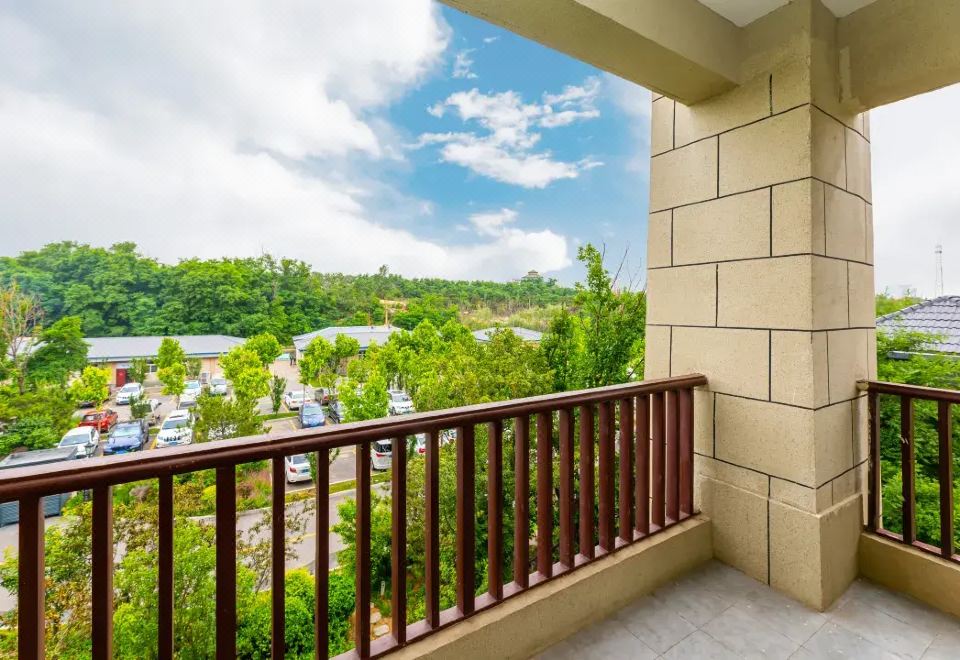 尊享舒適園景大床房