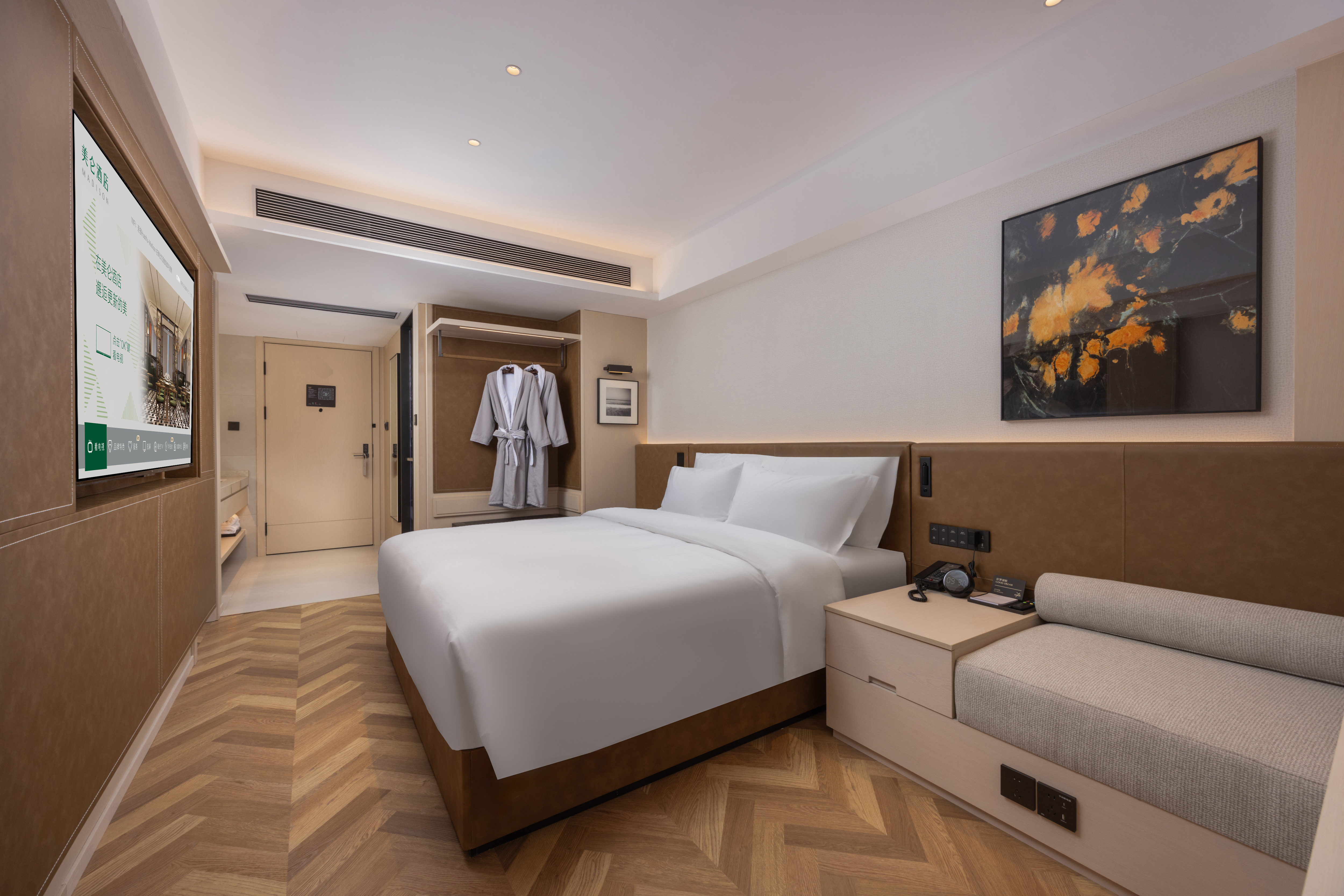 家庭套房（零压床垫+徕芬吹风机+小冰箱）