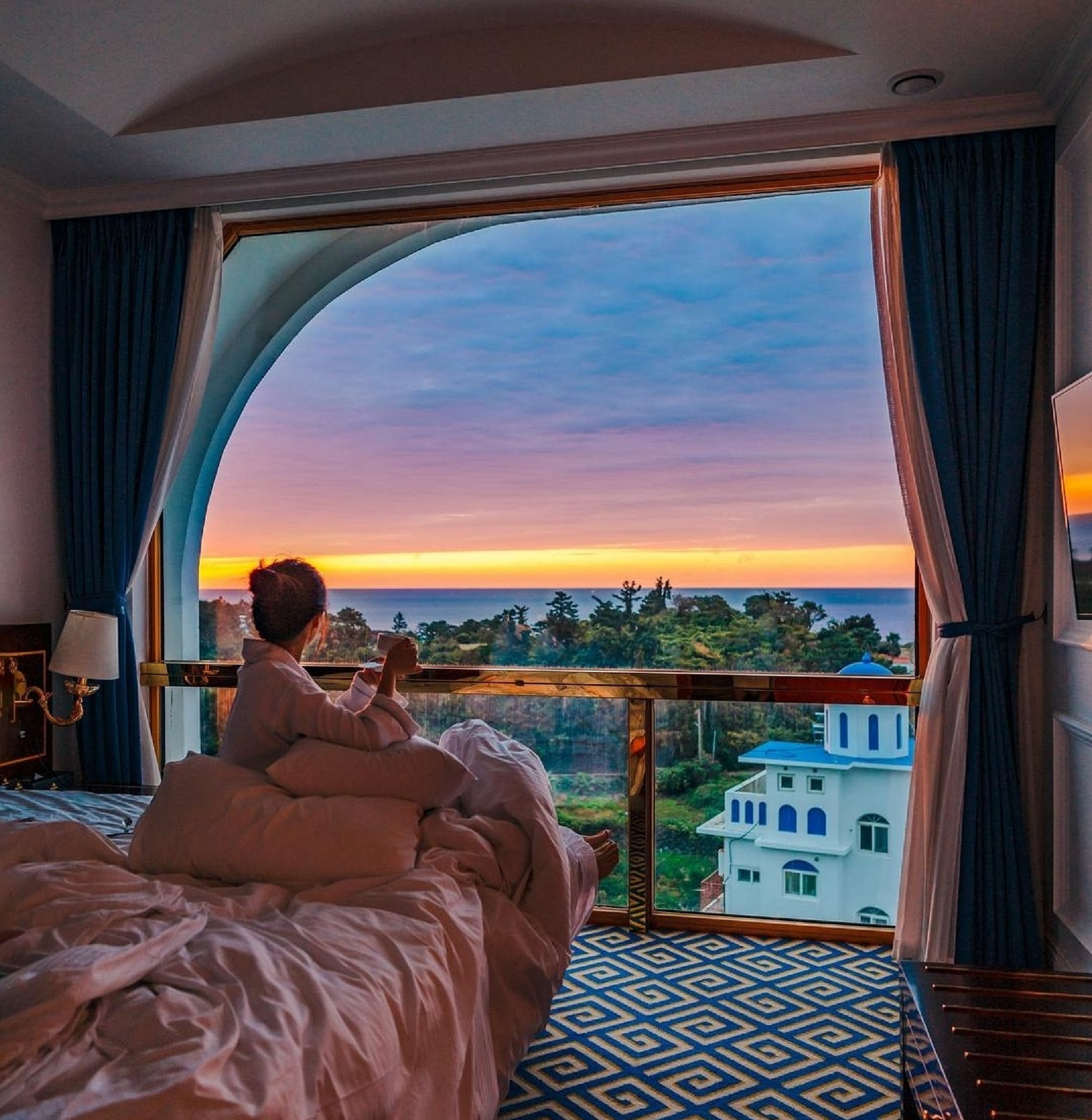 皇家海景房套房 （Jacuzzi）