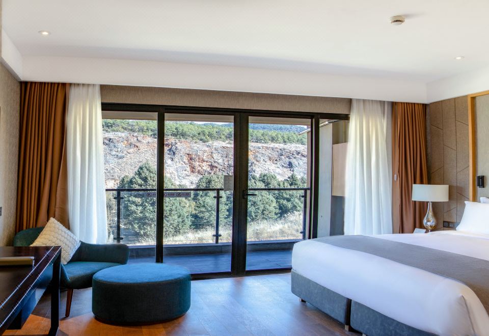 雪山全景雙卧套房