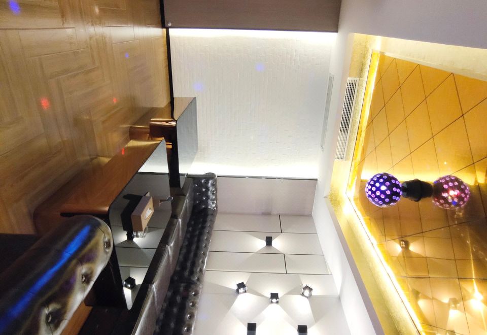 豪华温泉别墅4房A户型（带麻将+KTV）