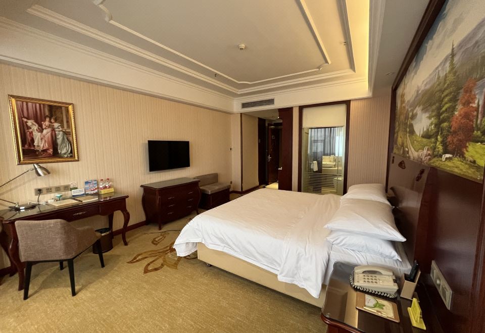 高级大床房