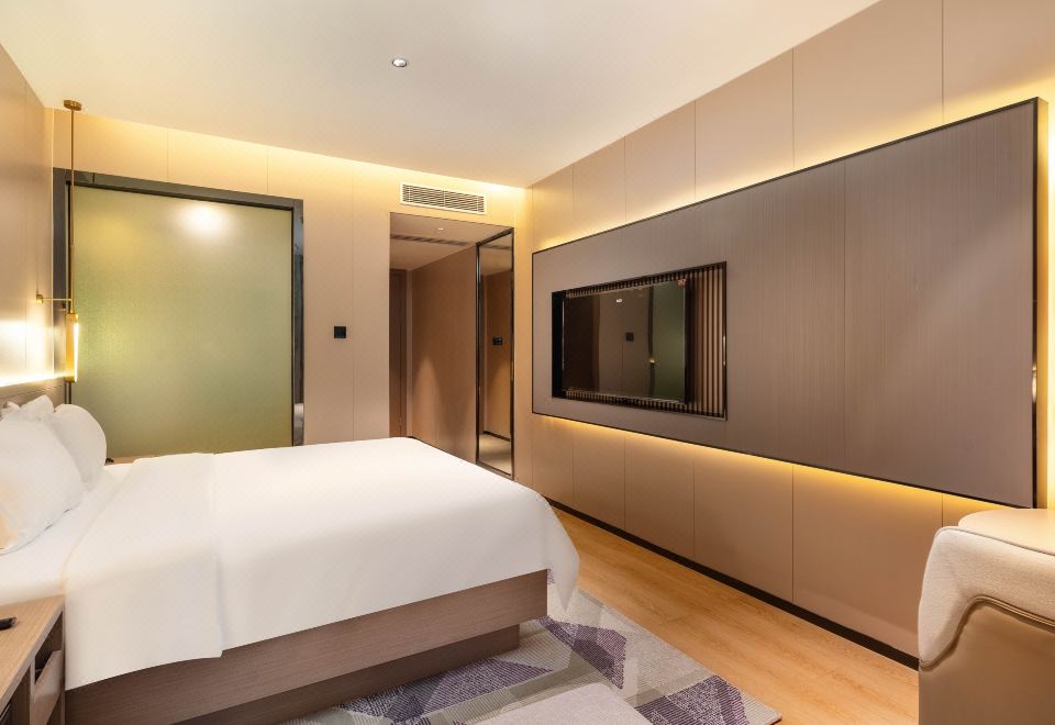 高級大床房（慕斯床墊+零壓枕頭+mini吧+無窗）