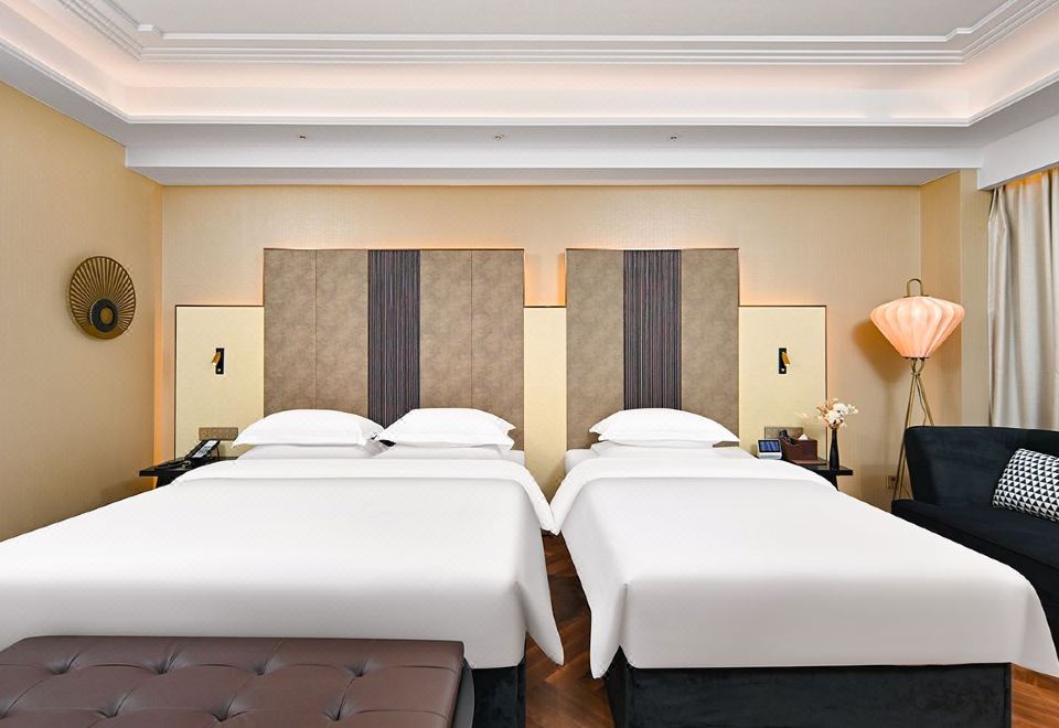 温馨家庭房（智能客控+小冰箱+密码箱）