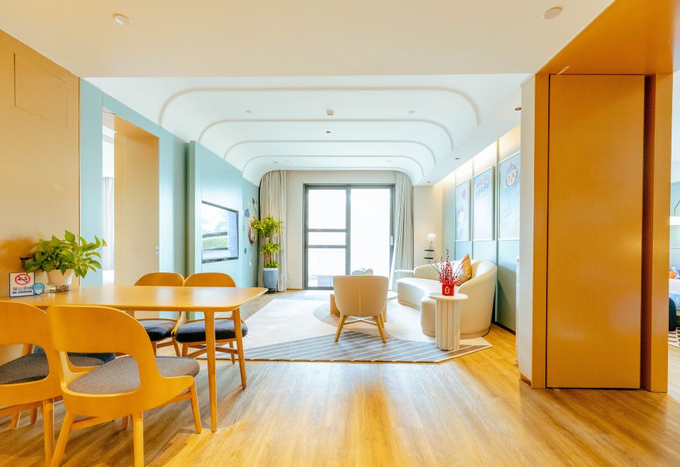 The pata hotel ZhuhaiOcean Baby Theme Family Suite (Smart Control + Mini Bar + Natural Latex Pillow)