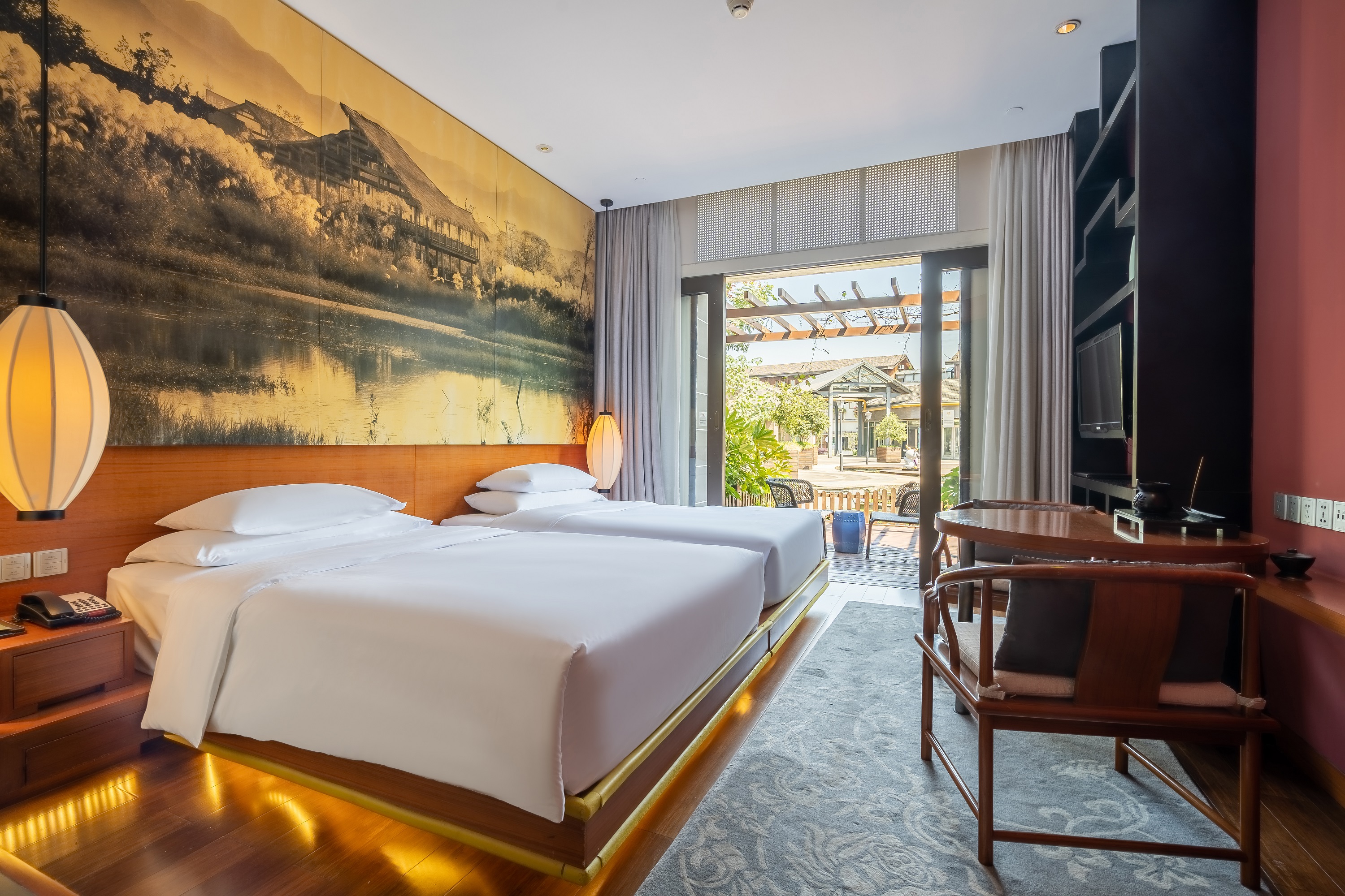 豪华园景双床房