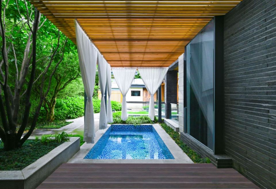 私人四臥湯池別墅