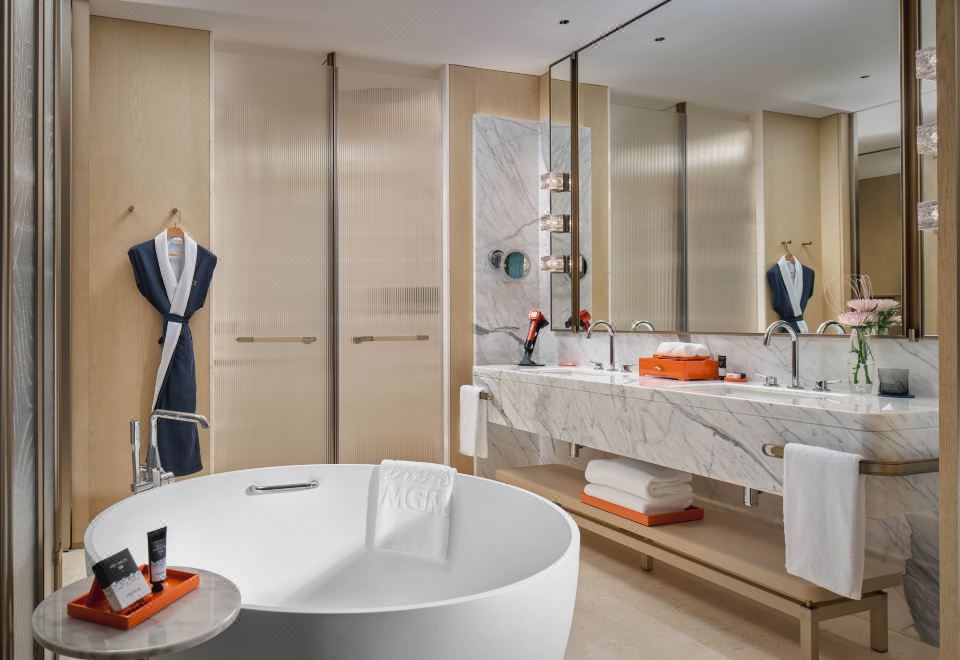 甄選海景大床房