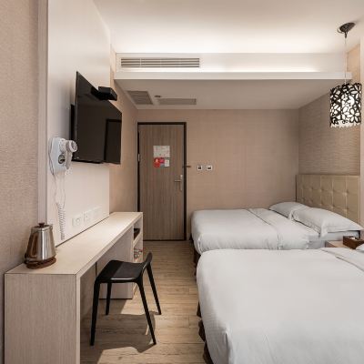 溫馨家庭房 屏東河堤時尚旅店-恆春館優惠