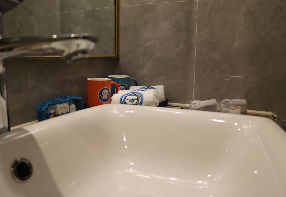 Arcadia Hotel PuyangLongshan Garden Family Room (Octonauts)