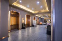 Guanlan Art Themed High-rise Homestay (Central Avenue Chinese Baroque Metro Station Branch) Hotel di 