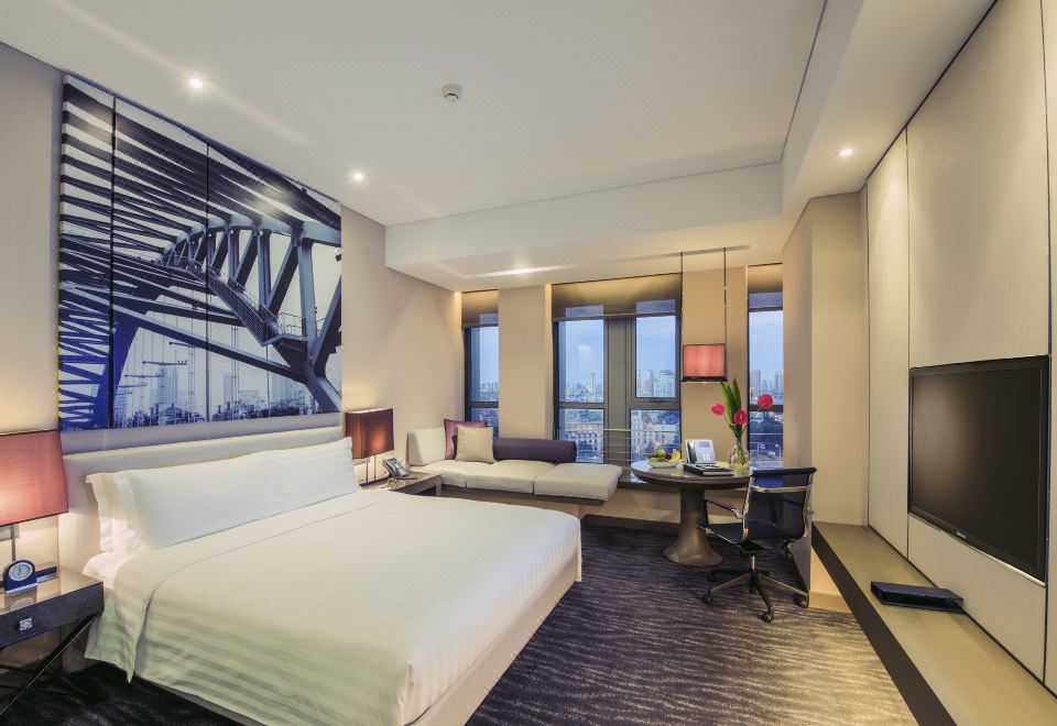 Pan Pacific TianjinDeluxe King River View Room