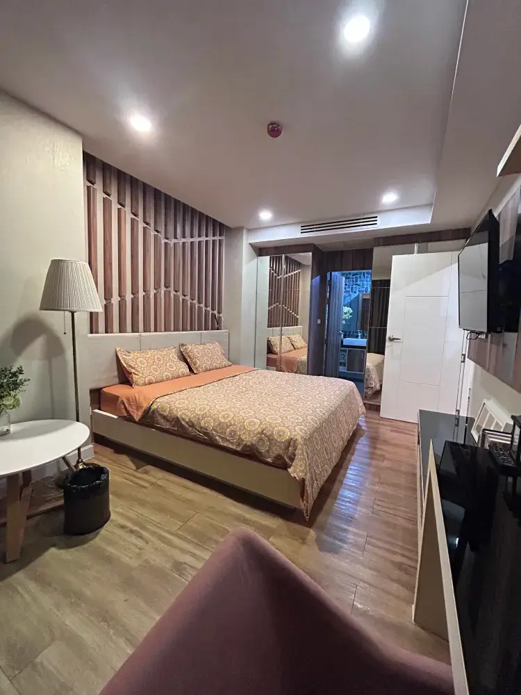Boutique 2-bedroom And 1-living Room Suite