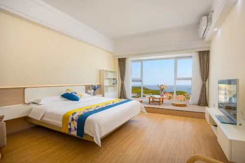 Weihai Weiyue Lake Homestay (Shandong University International Coastal Baths)