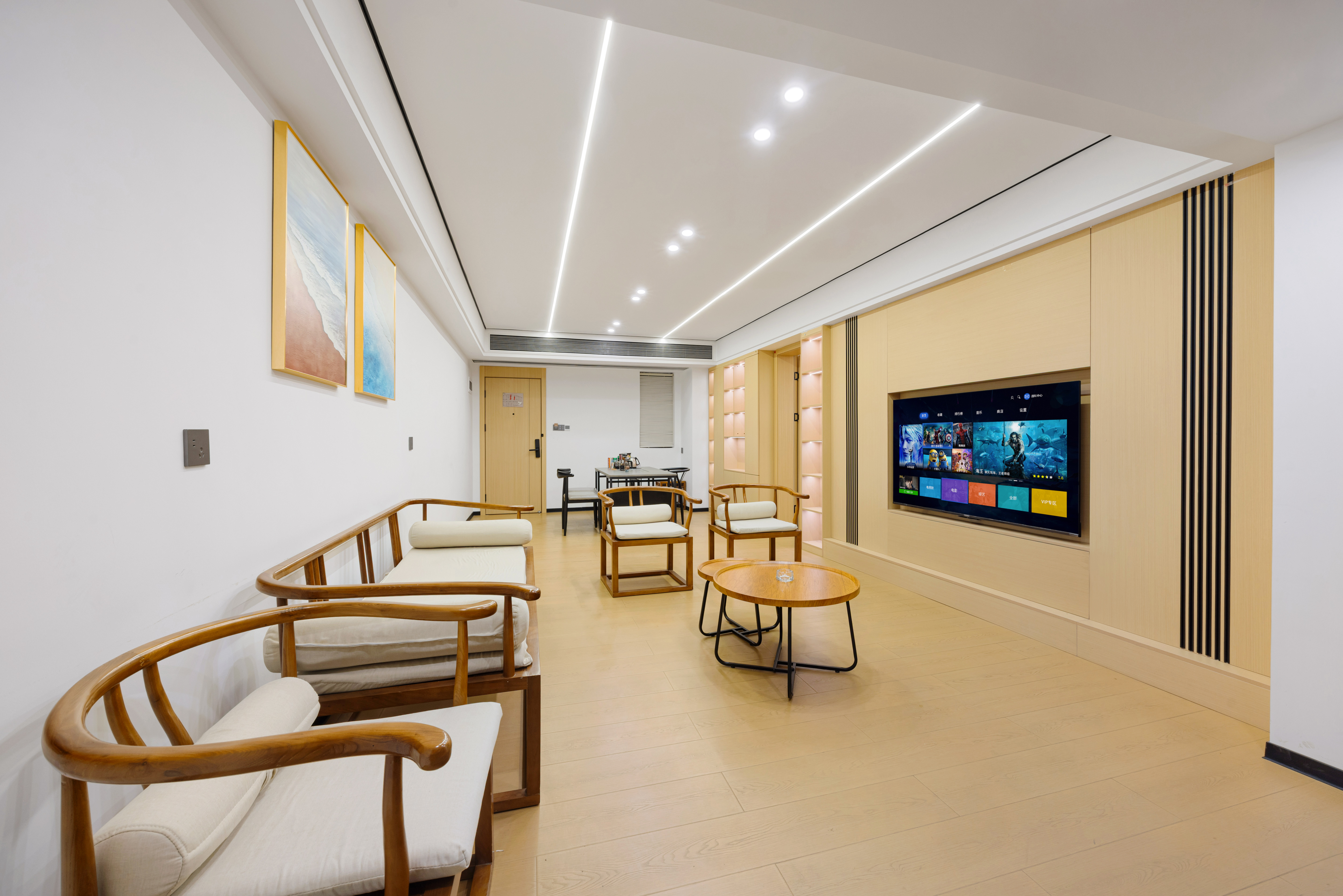 闲庭行政套房（悠闲观海光景+远眺秘境哀牢山+定制静眠床品+智能马桶）