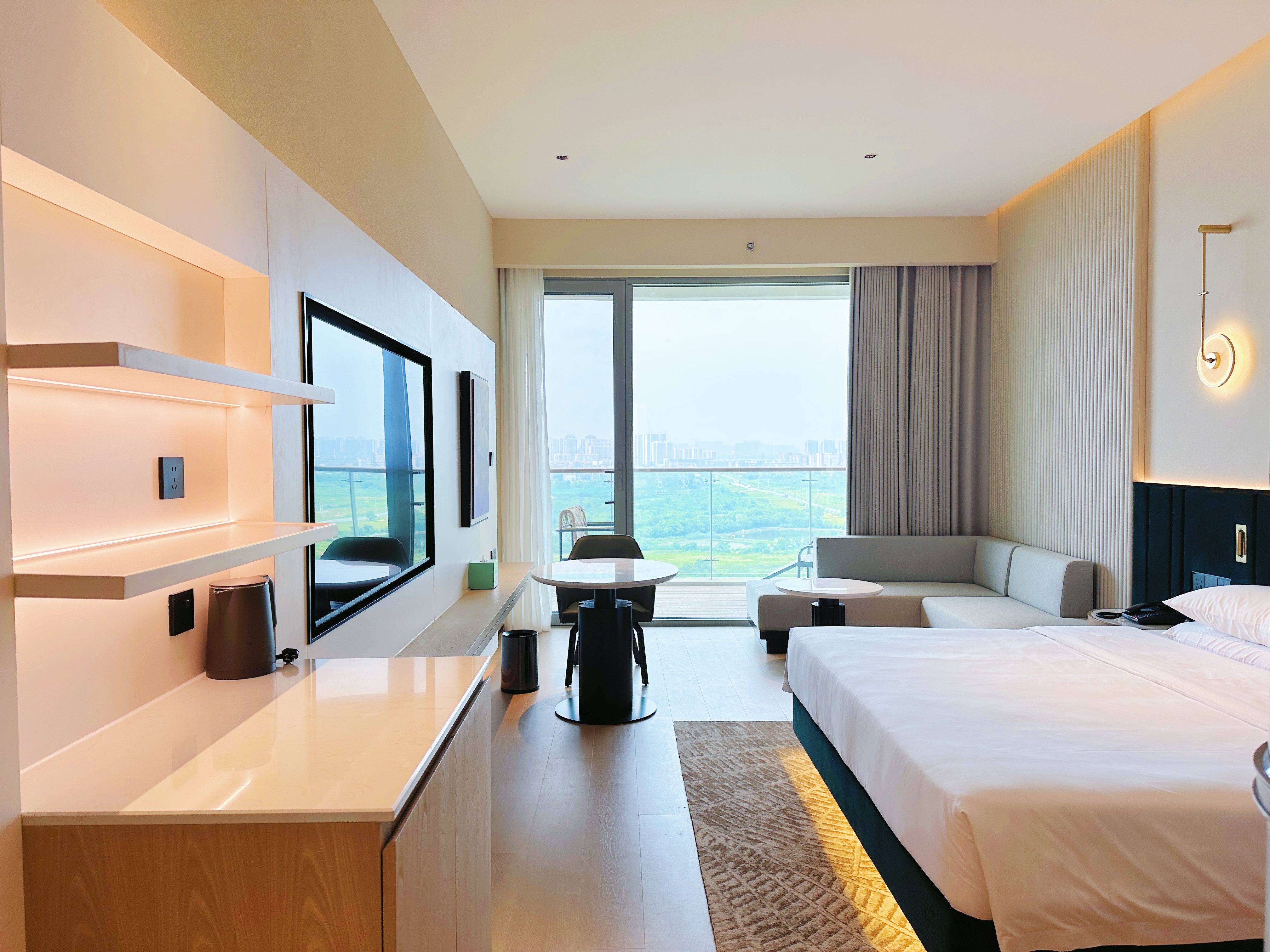 星湖泳池雙臥套房「300°大陽臺·無邊泳池·落日美景」