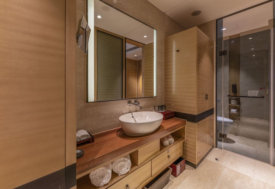 Cheery Canal Hotel HangzhouFamily Rooms