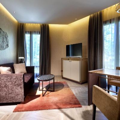 Suite Andalusi (2 Adults + 2 Children) Áurea Washington Irving by Eurostars Hotel Company Promo Code