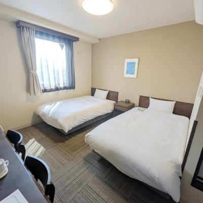 ツインルーム【喫煙】
 ホテルルートインコート篠ノ井 クーポン