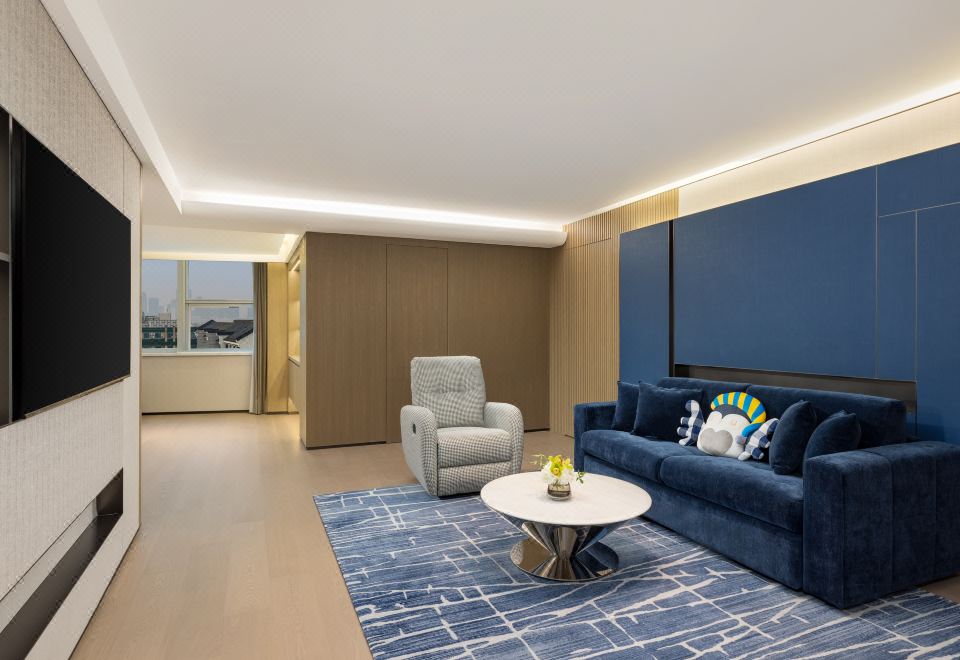 Two Bedrooms 2 King Beds Suite