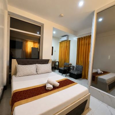 VIP Queen Suite Room 208 LEGENDS HOTEL Promo Code