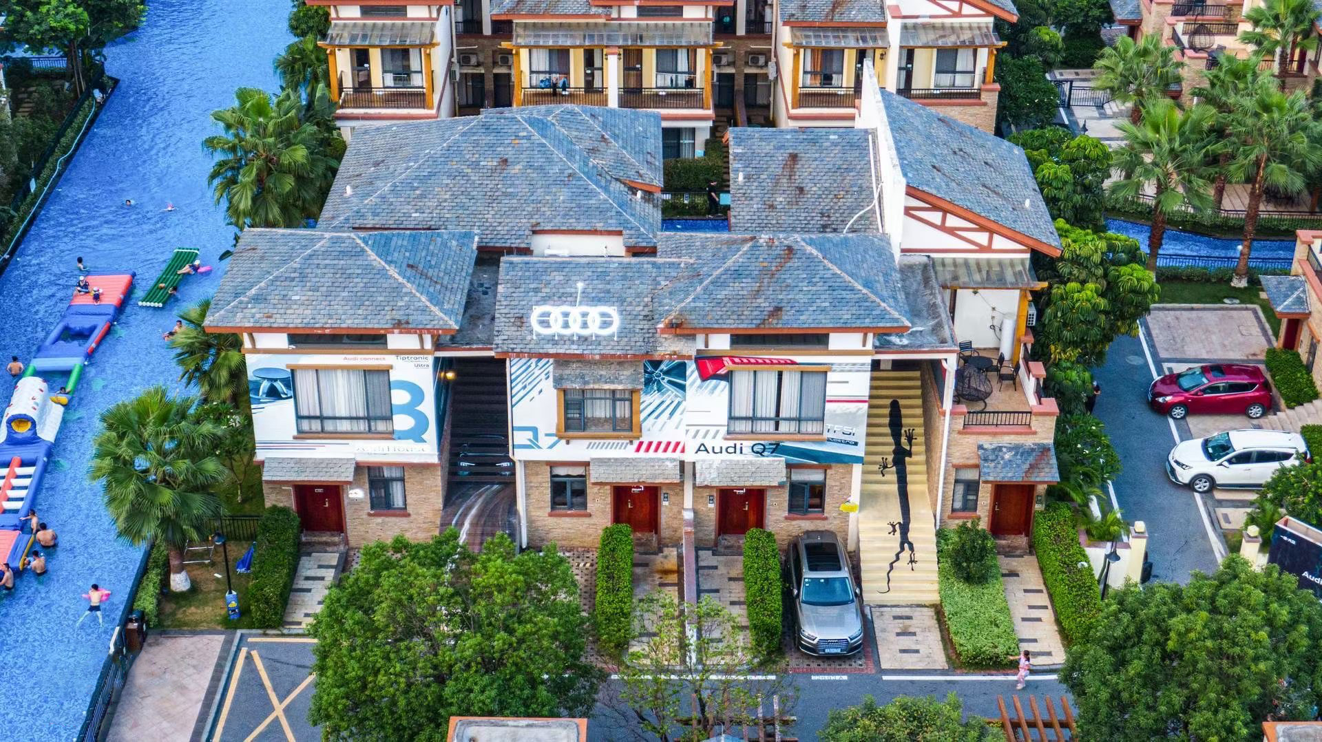 Baodun Lake Hushan Hot Spring ResortVenice Hot Spring Villa - 3-Room, Near Water