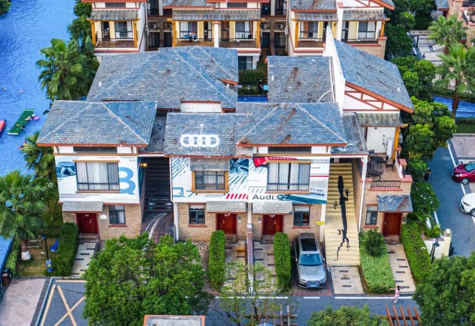 Baodun Lake Hushan Hot Spring ResortVenice Hot Spring Villa - 3-Room, Near Water