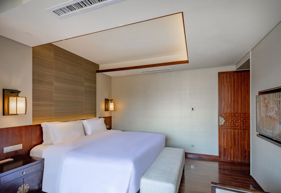 悦寢套房（獨立客卧·會客廳·圓形浴缸）