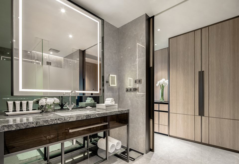 N1豪华寺景大床房